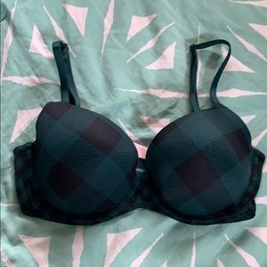 PINK Wear Everywhere Bra